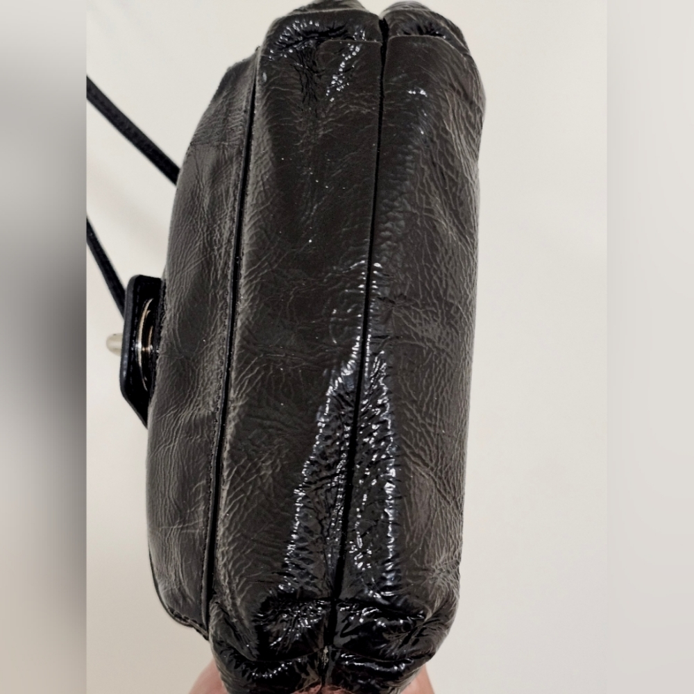 ❌️SOLD❌️EUC Coach Poppy Black Patent Leather Shoulder Bag - Picture 11 of 15